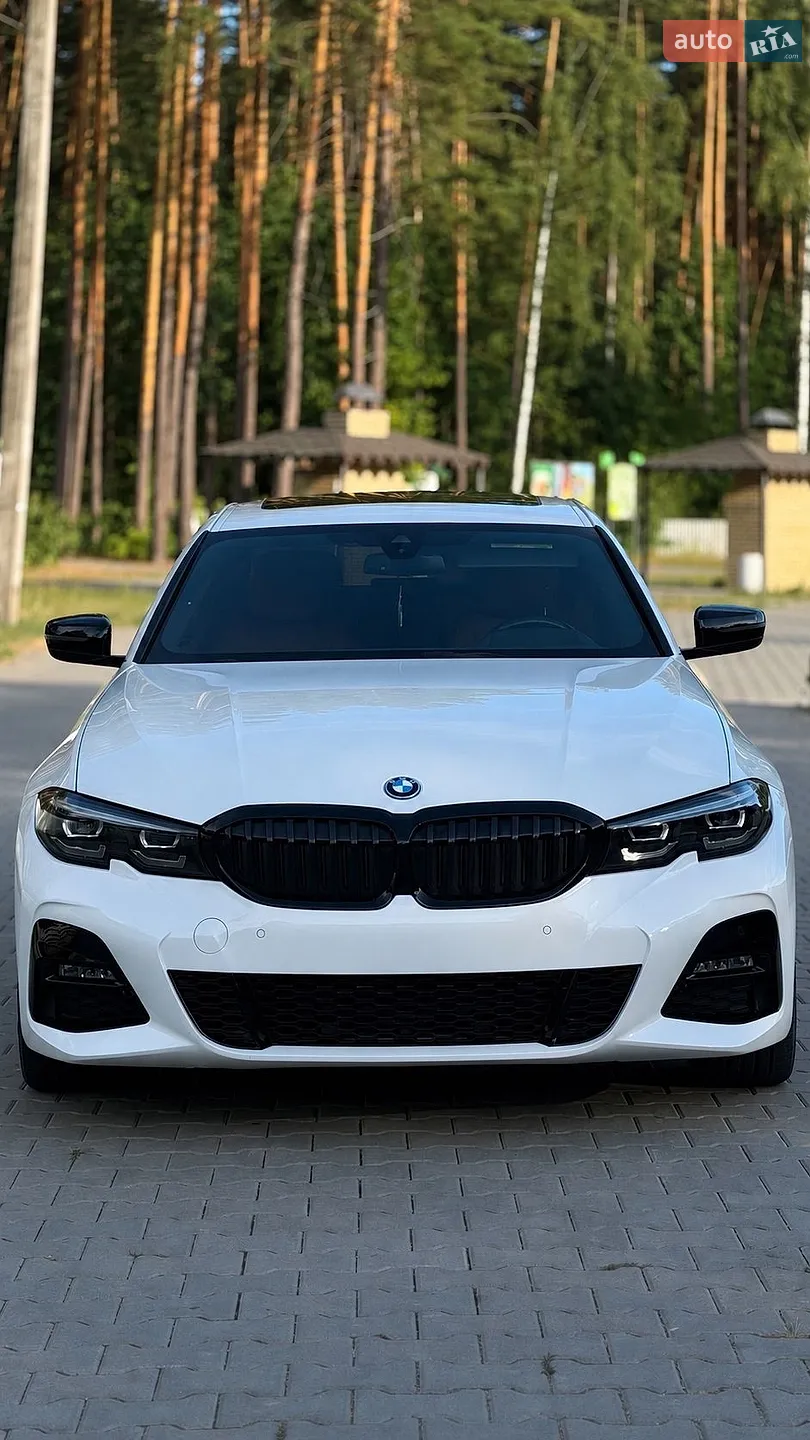 BMW 3 Series, 2021