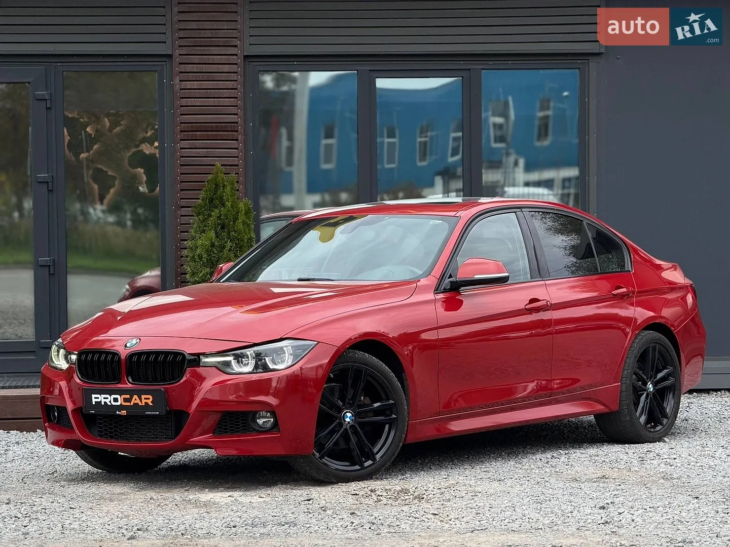 BMW 3 Series, 2016