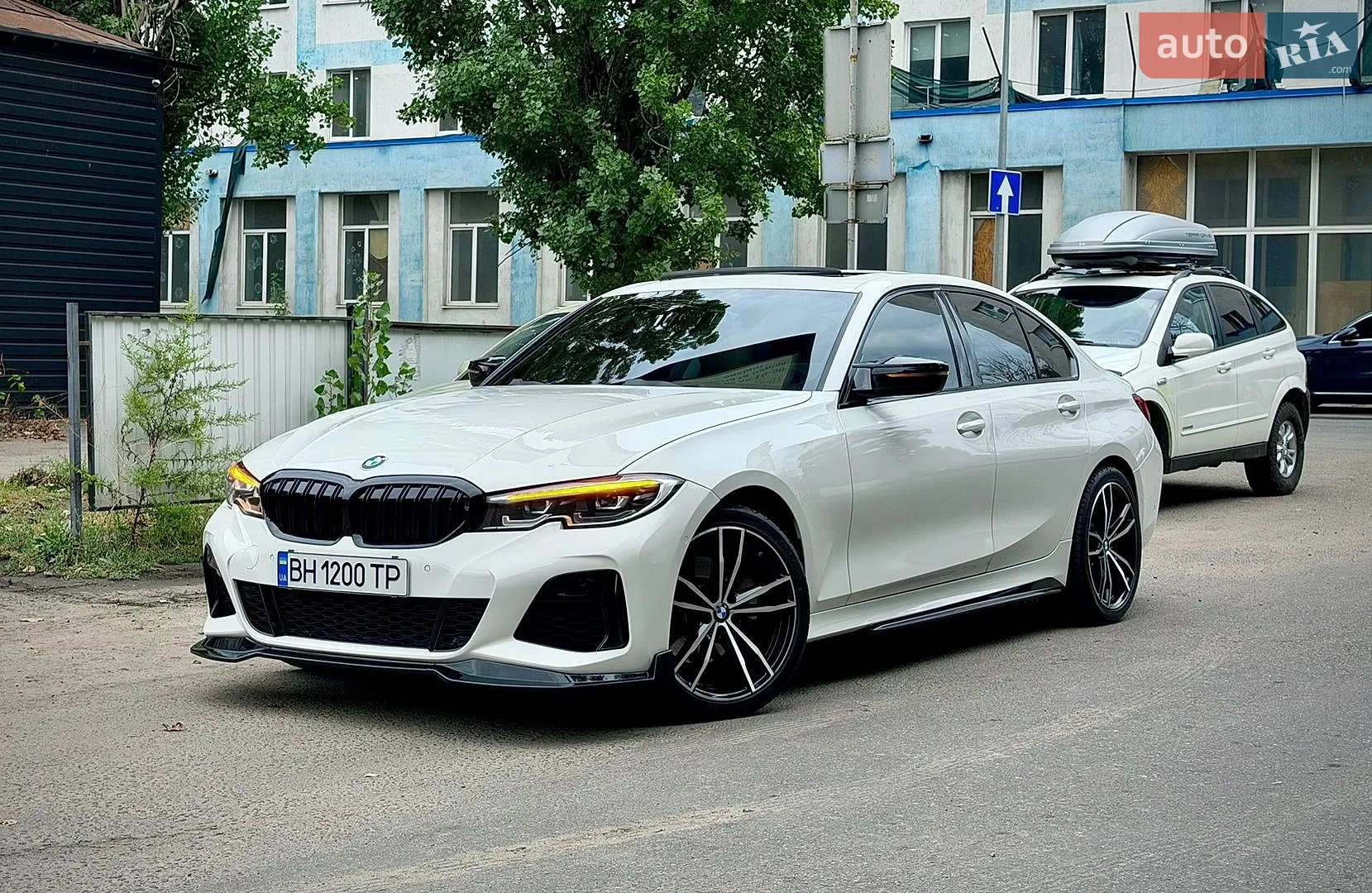 BMW 3 Series, 2019
