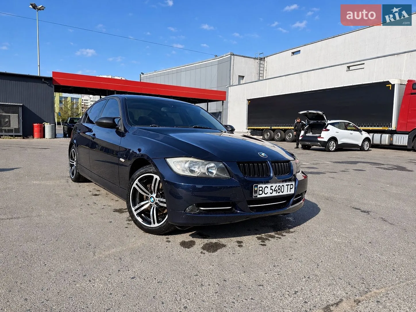 BMW 3 Series, 2005