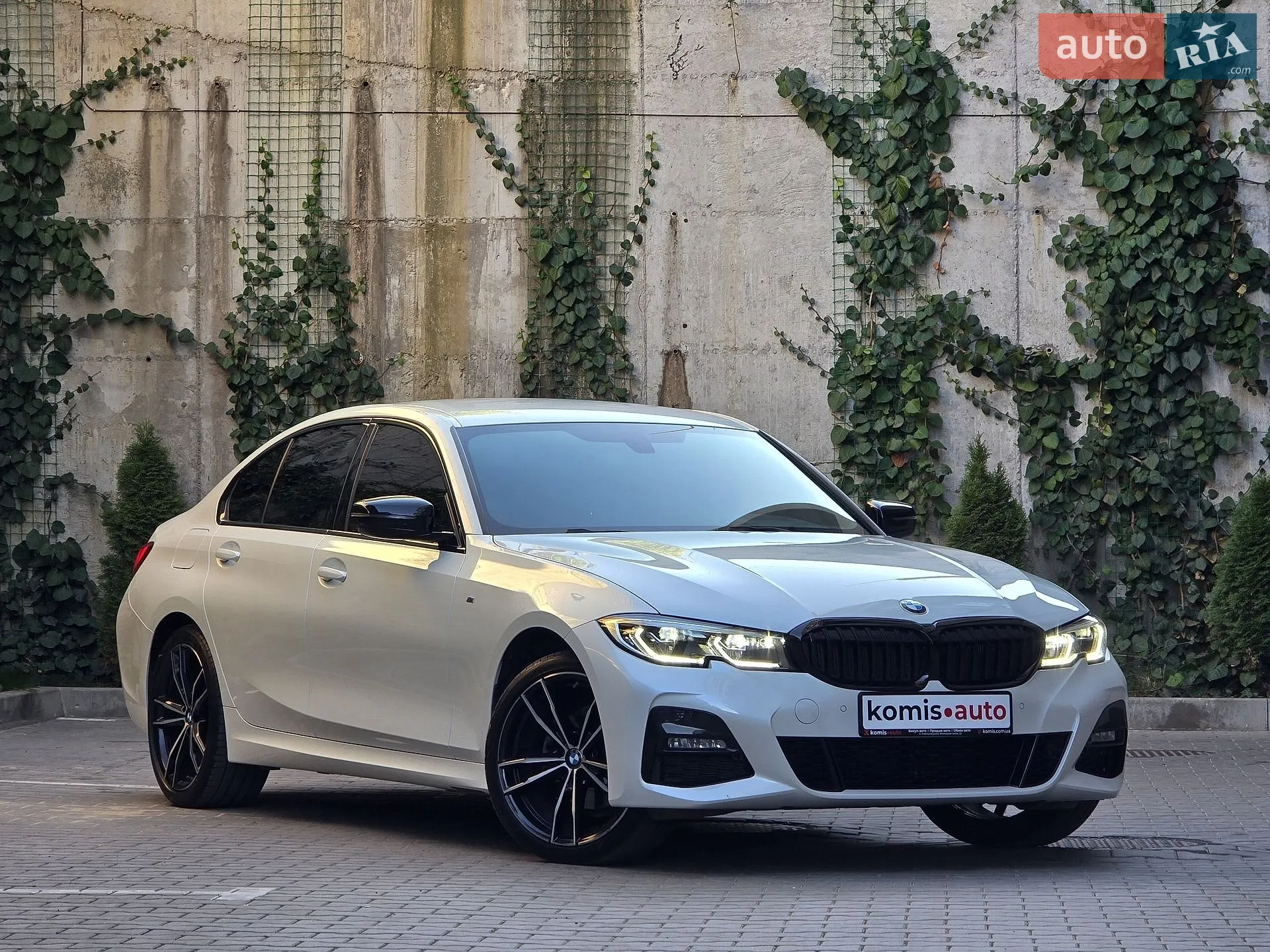BMW 3 Series, 2022