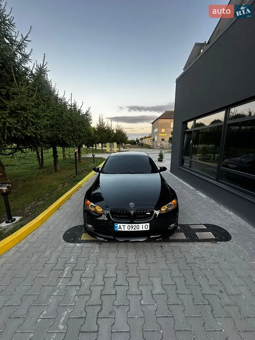 BMW 3 Series, 2009