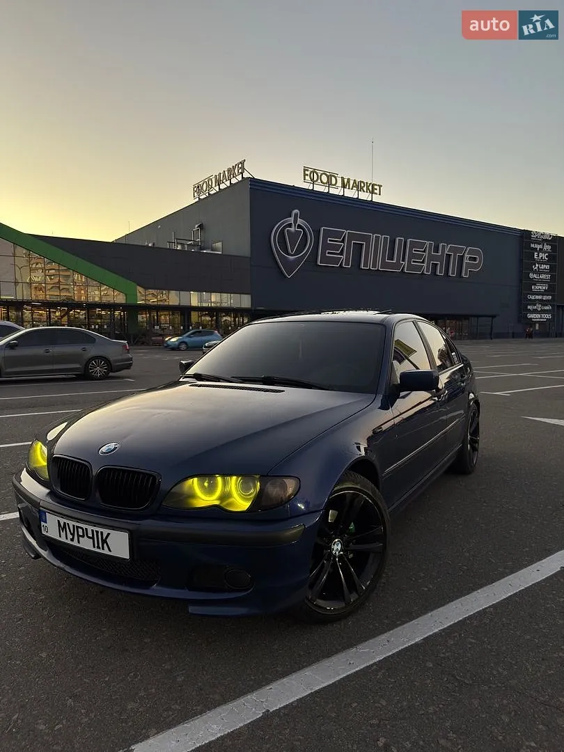 BMW 3 Series, 2003