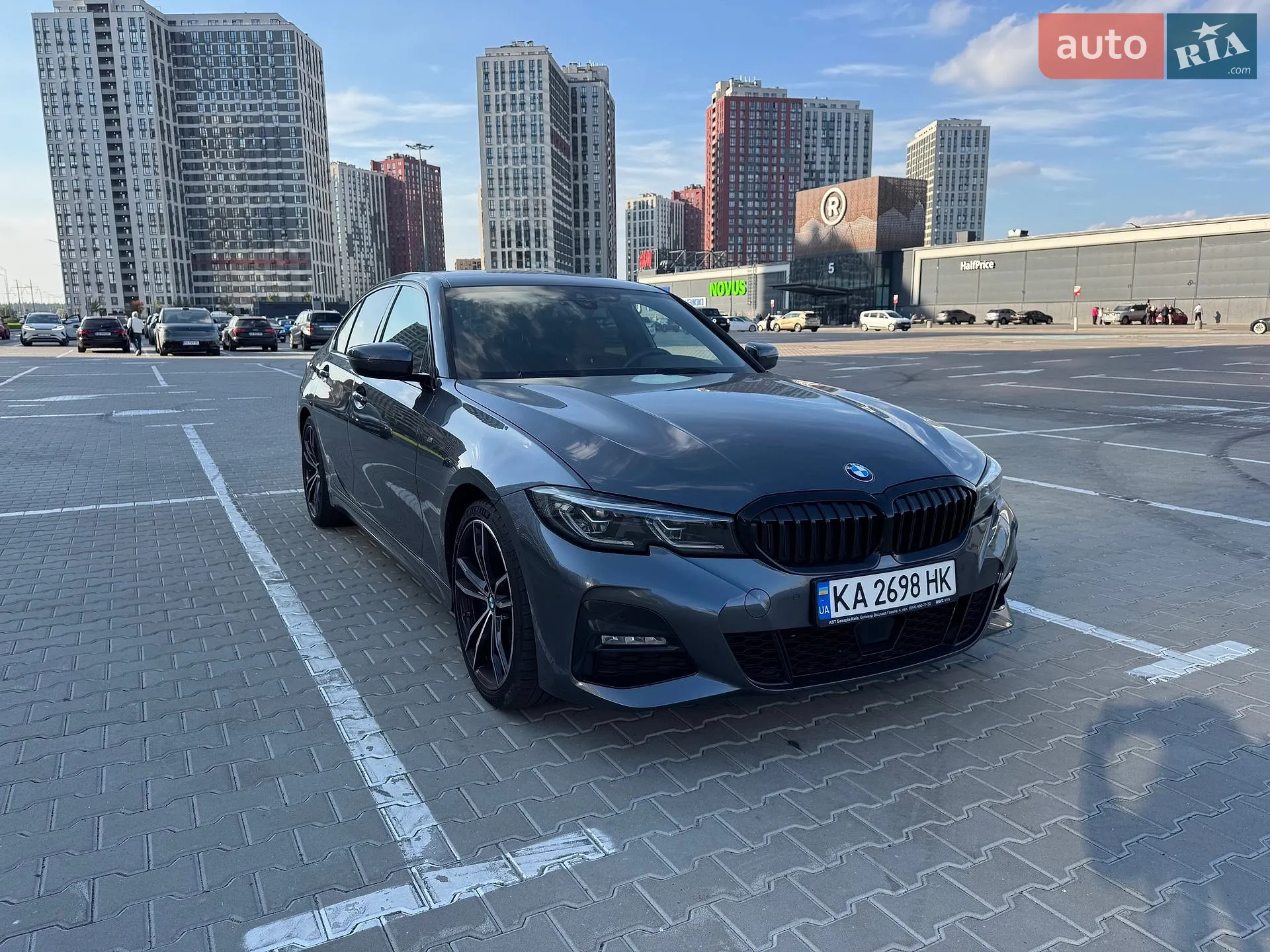 BMW 3 Series, 2022