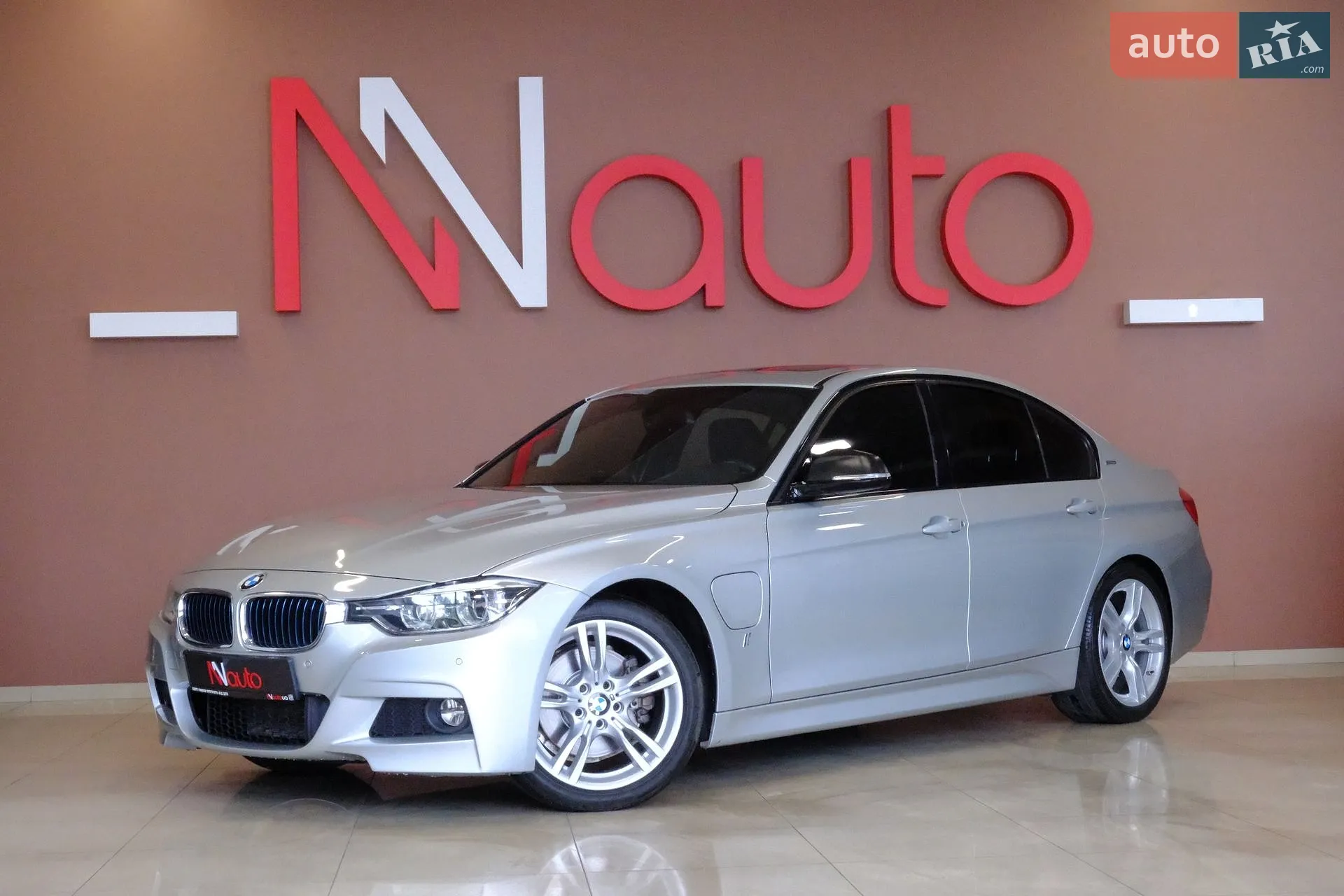BMW 3 Series, 2016