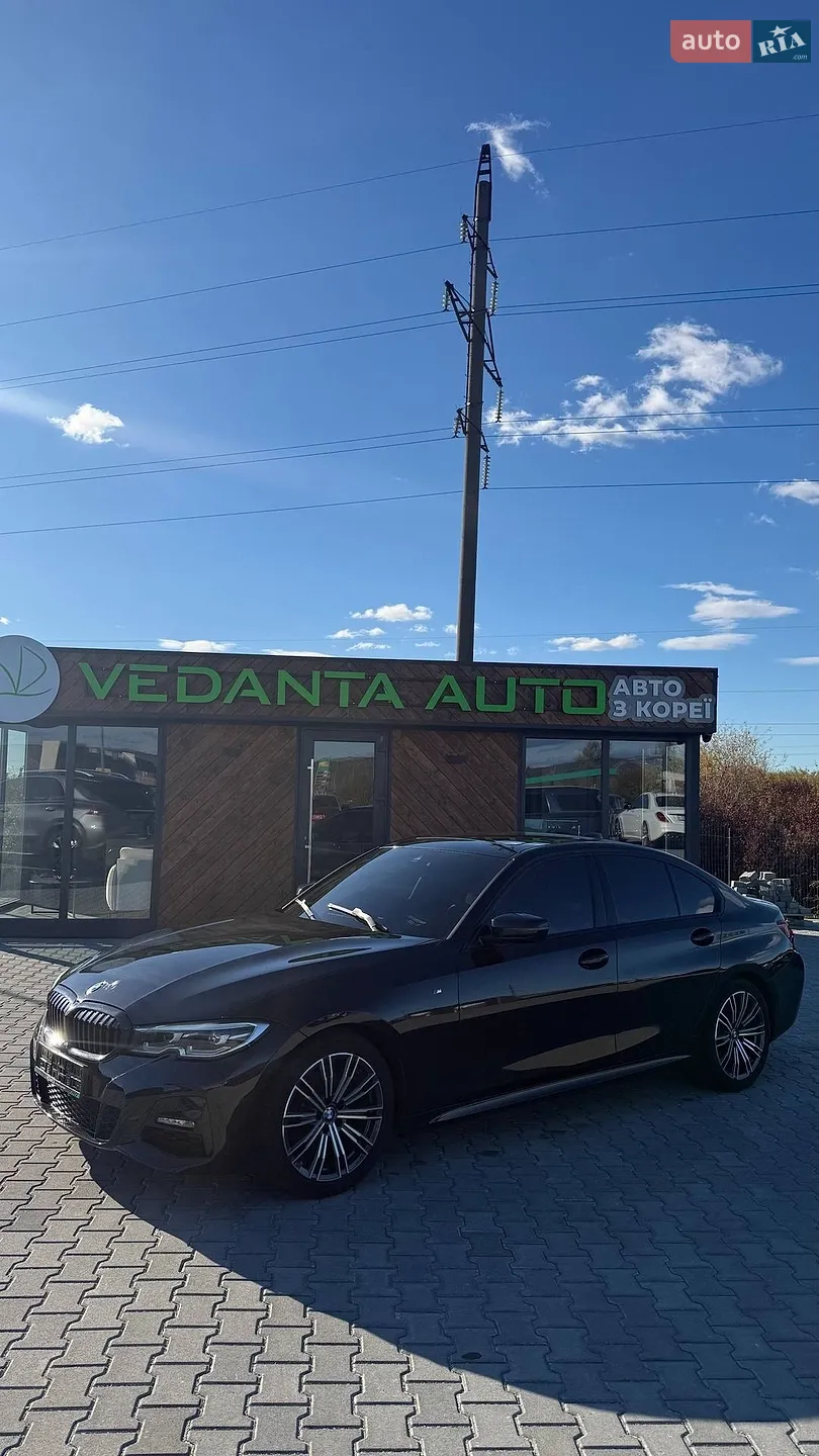 BMW 3 Series, 2019