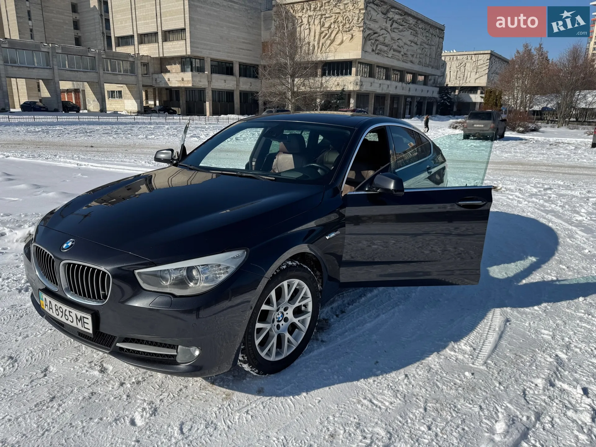 BMW 5 Series GT, 2011