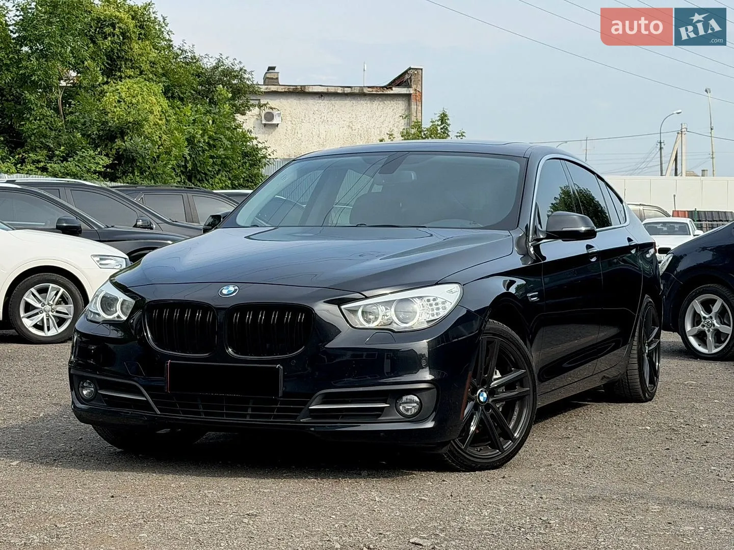 BMW 5 Series GT, 2016