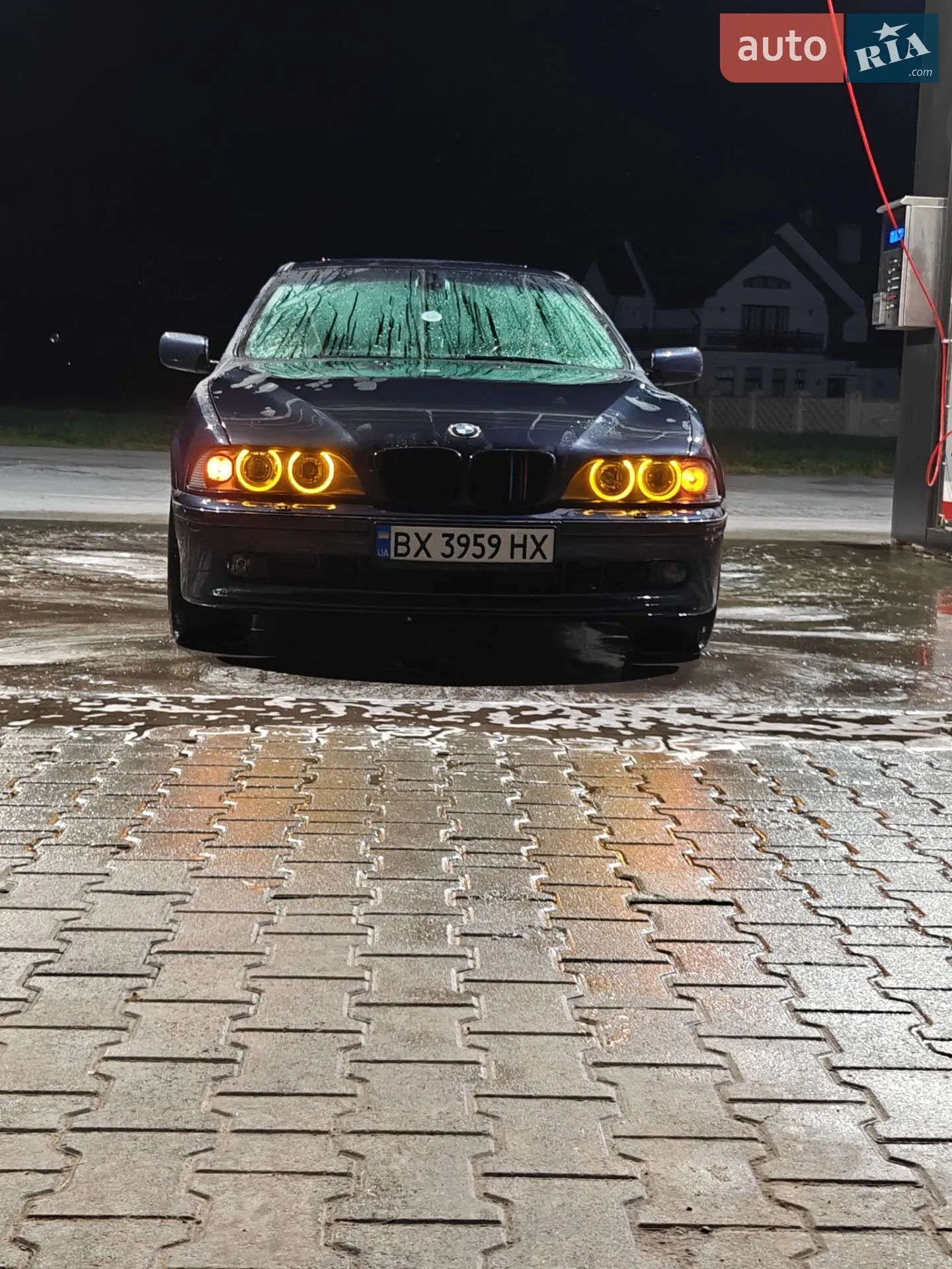 BMW 5 Series, 2001