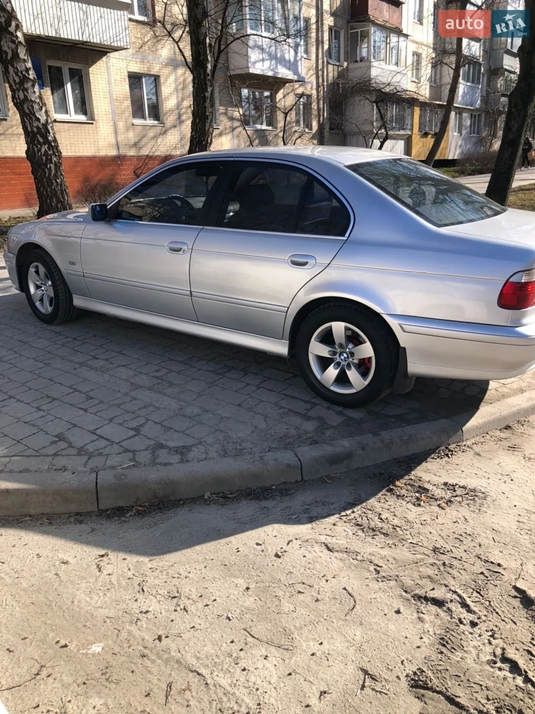 BMW 5 Series, 2002