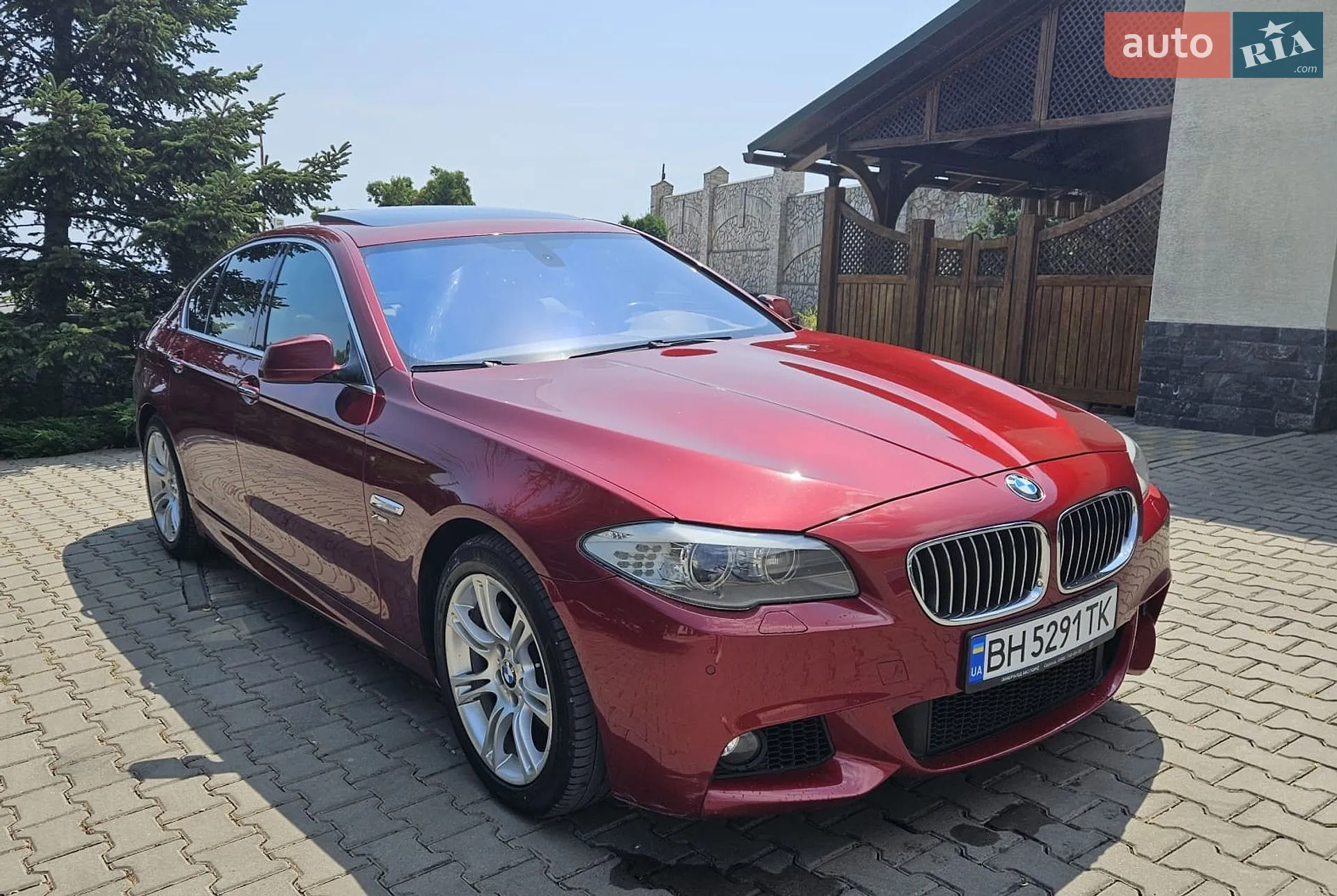 BMW 5 Series, 2011