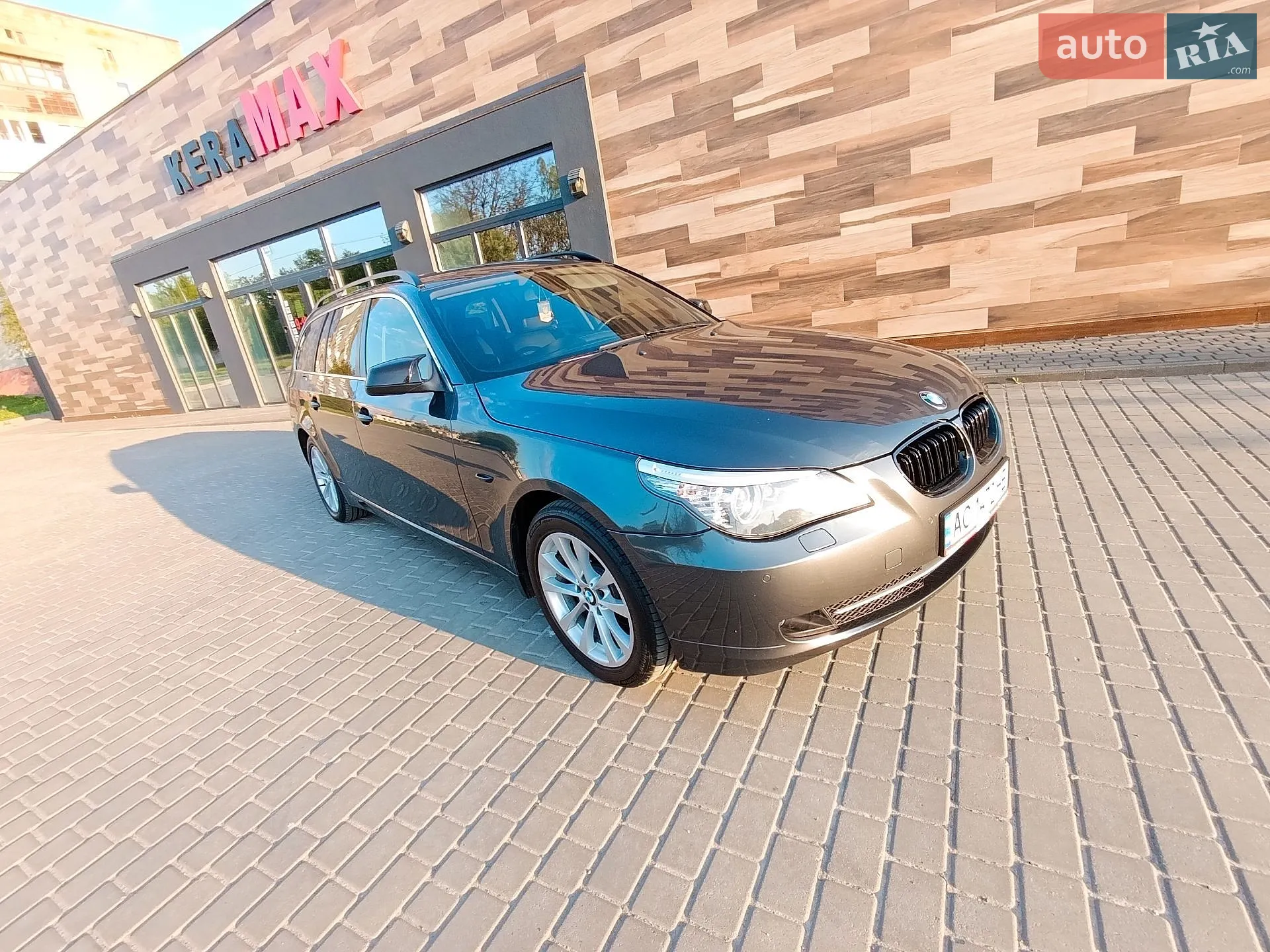 BMW 5 Series, 2010