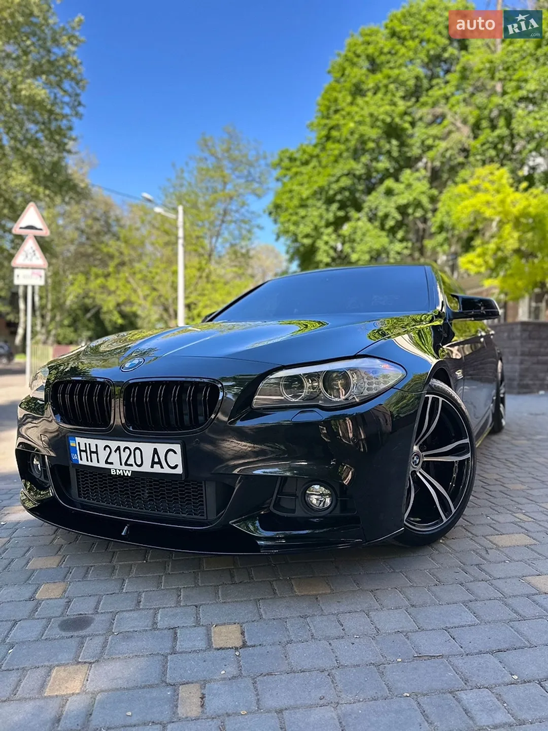 BMW 5 Series, 2011