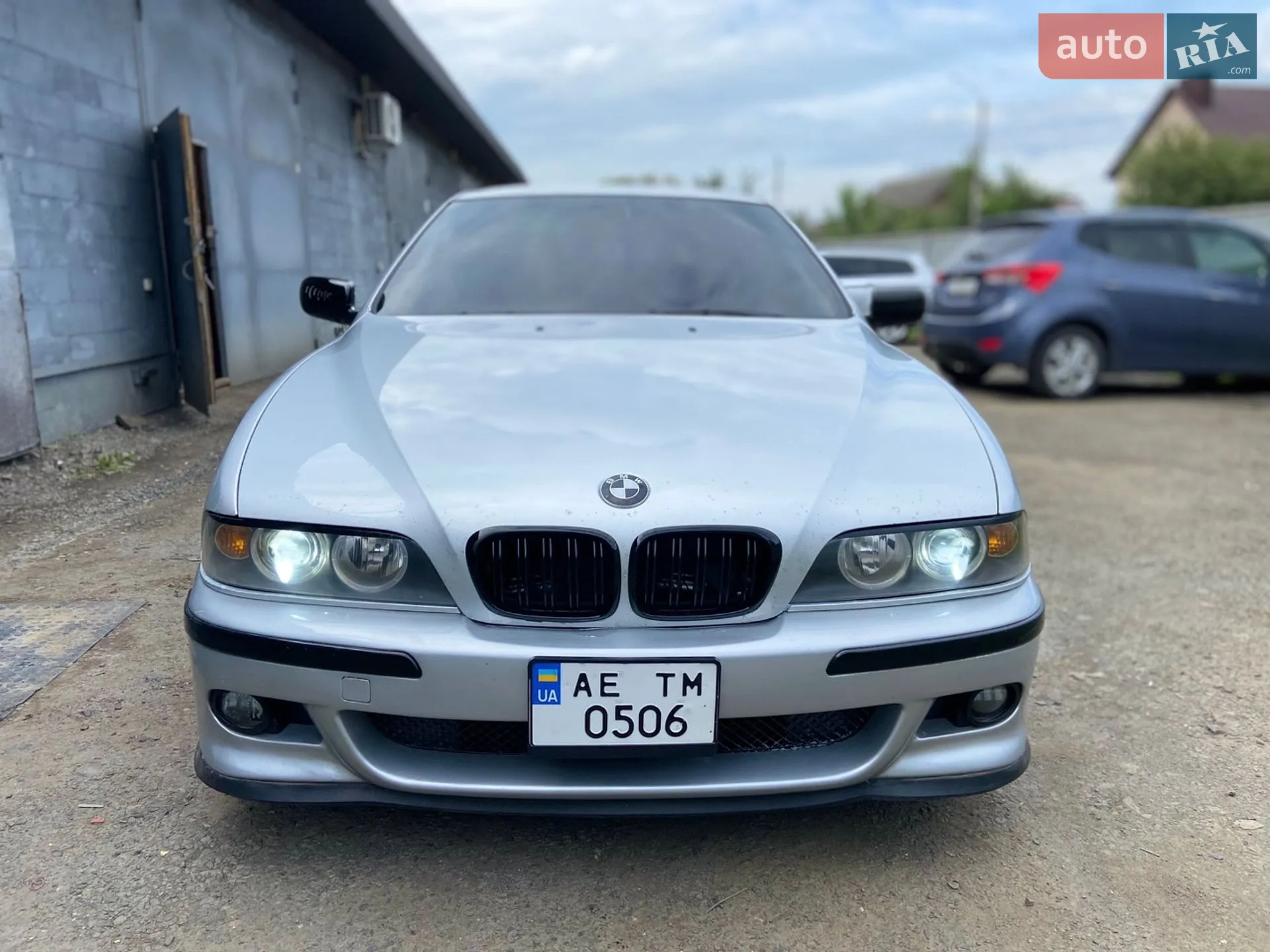 BMW 5 Series, 2002