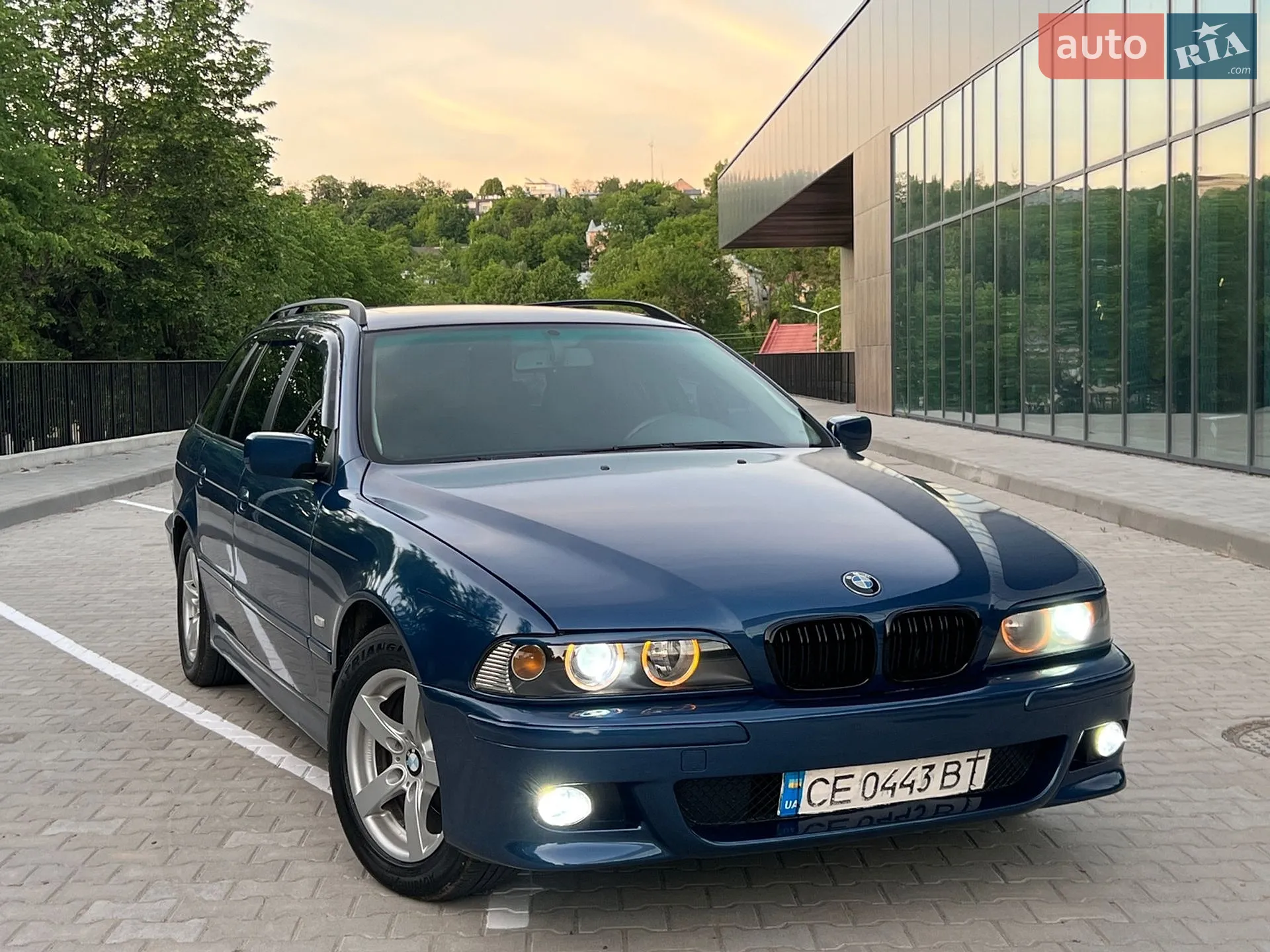 BMW 5 Series, 2002