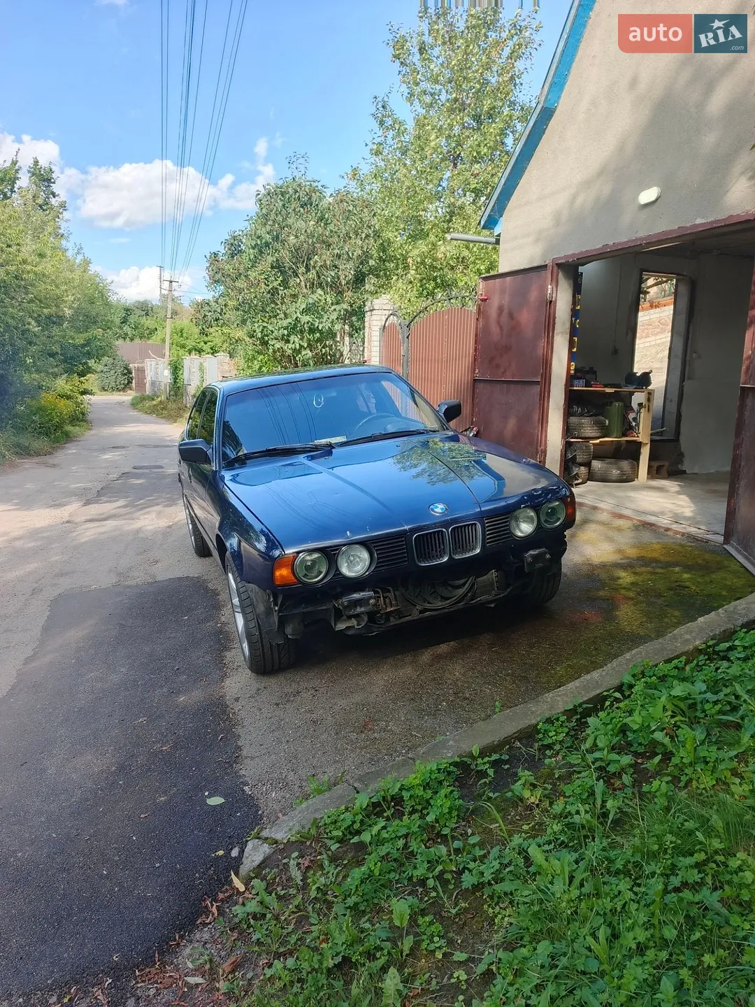 BMW 5 Series, 1990