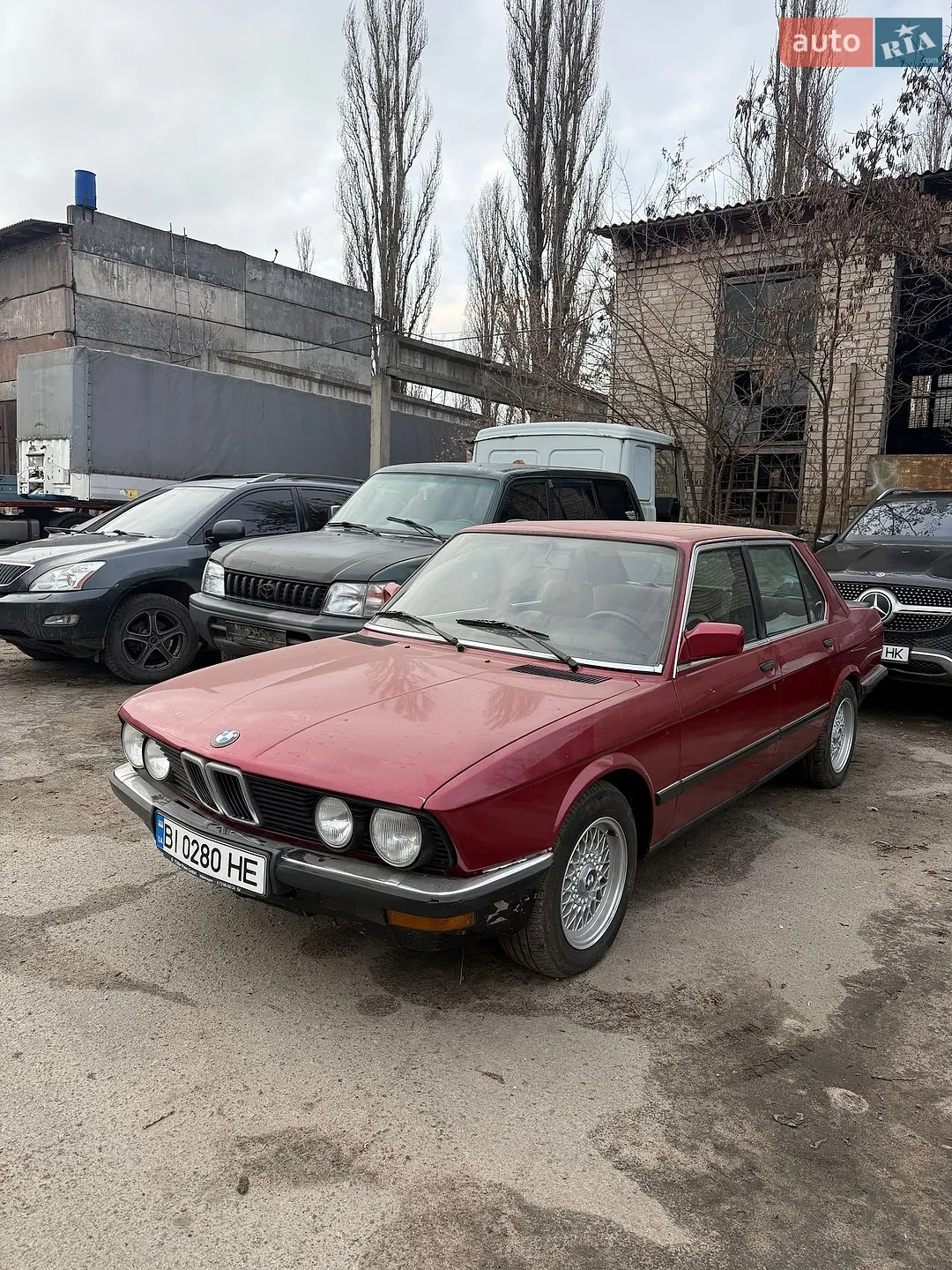 BMW 5 Series, 1985