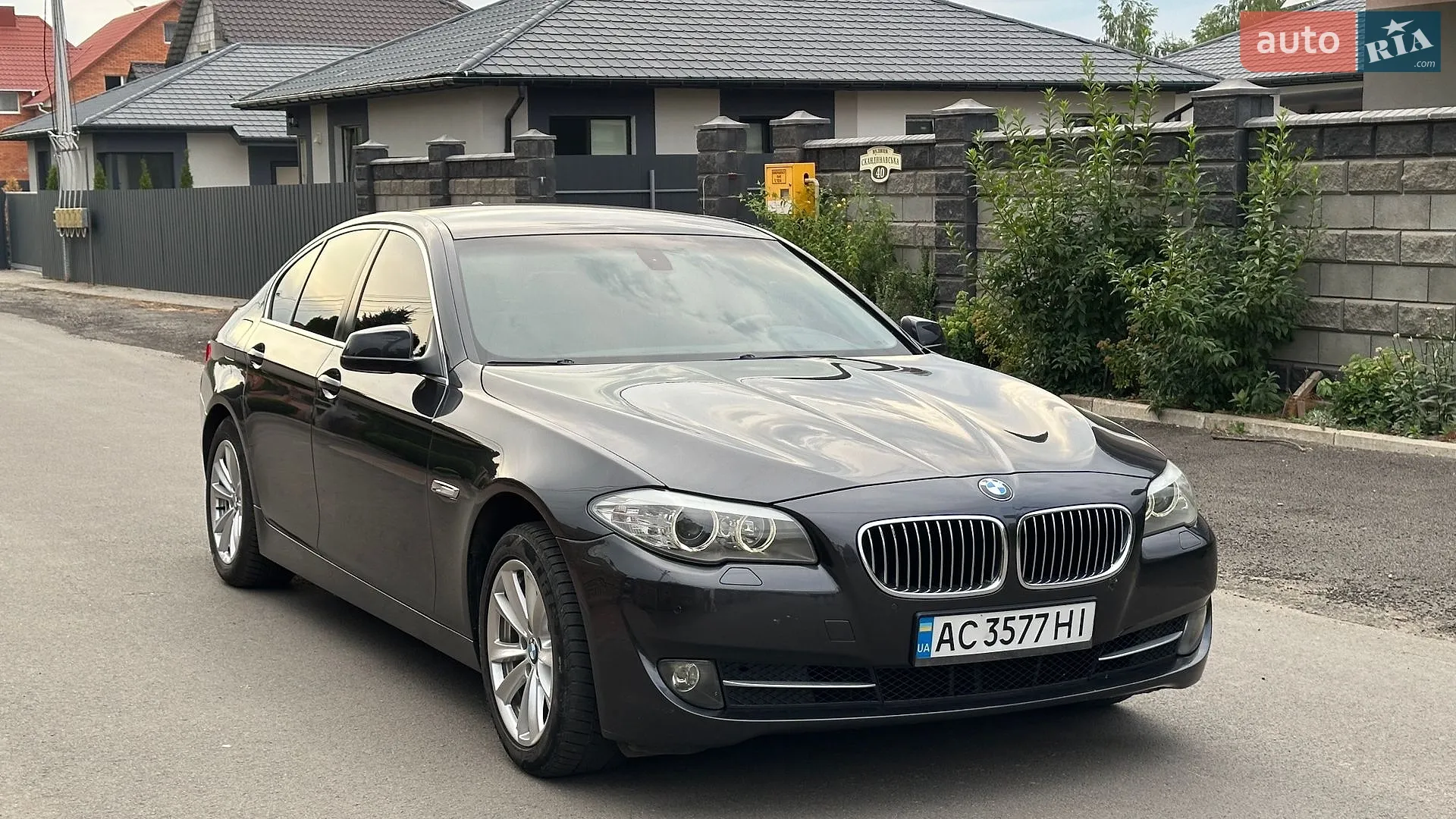 BMW 5 Series, 2011