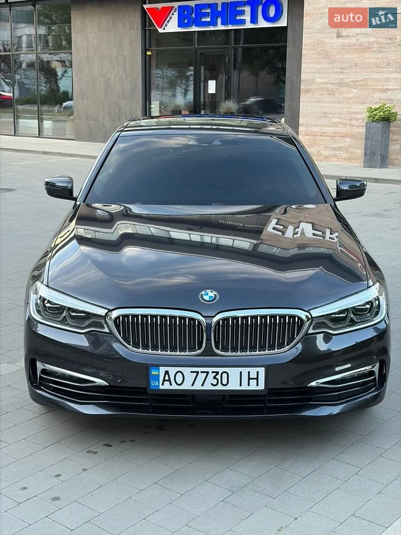 BMW 5 Series, 2019