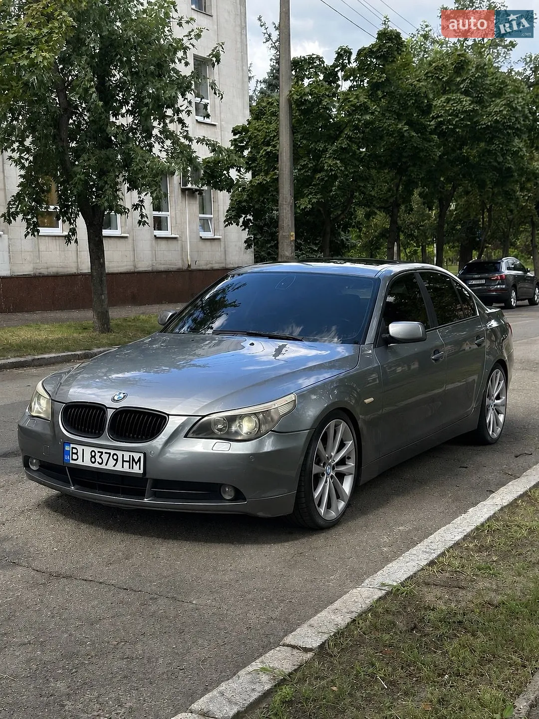 BMW 5 Series, 2004