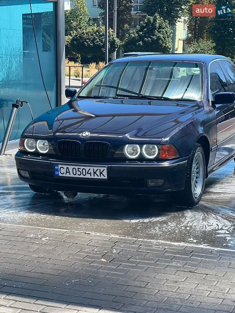 BMW 5 Series, 2000