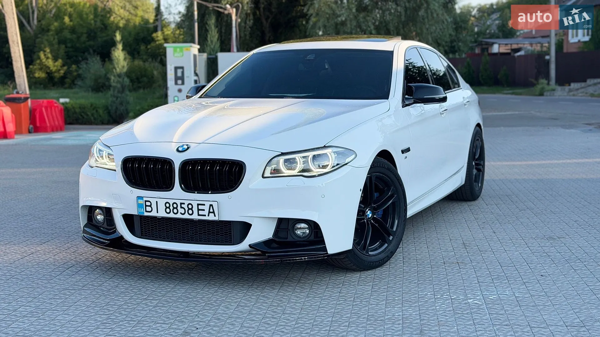 BMW 5 Series, 2016