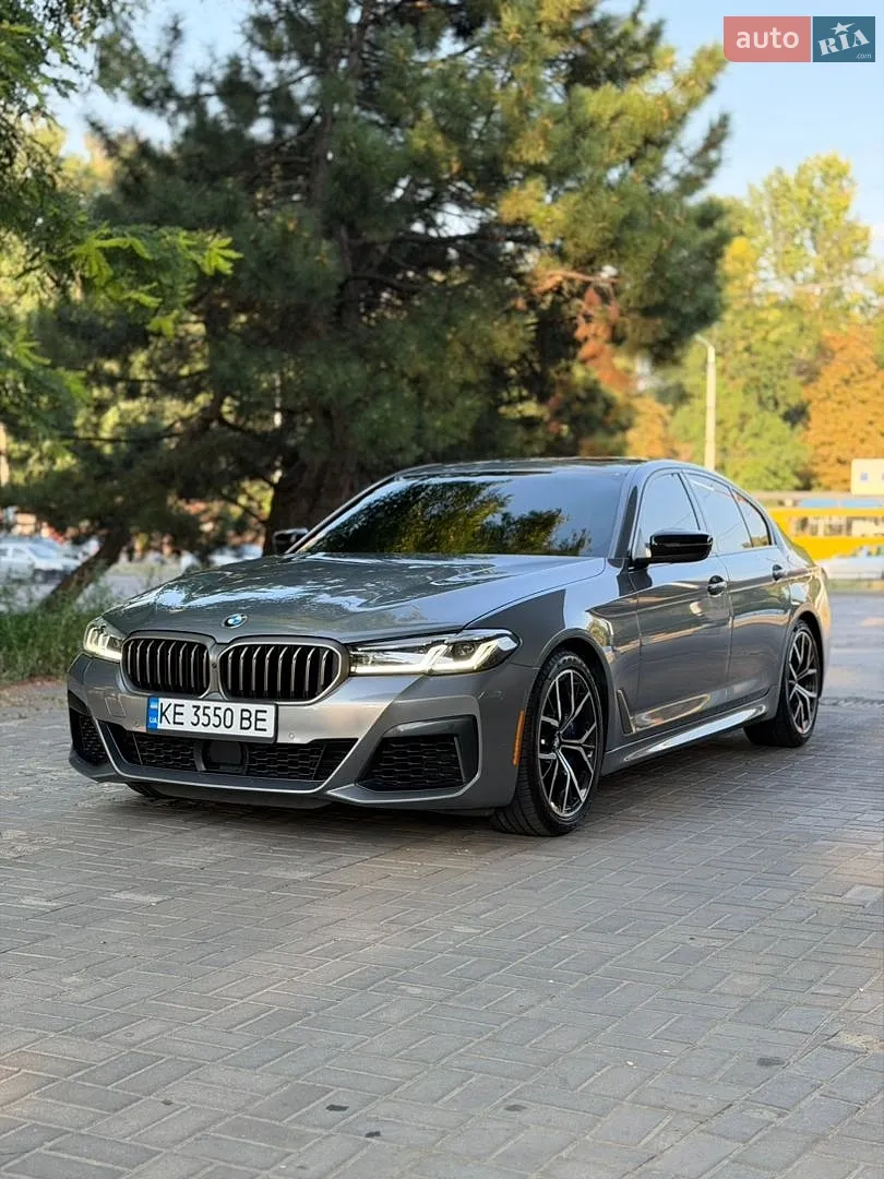 BMW 5 Series, 2022