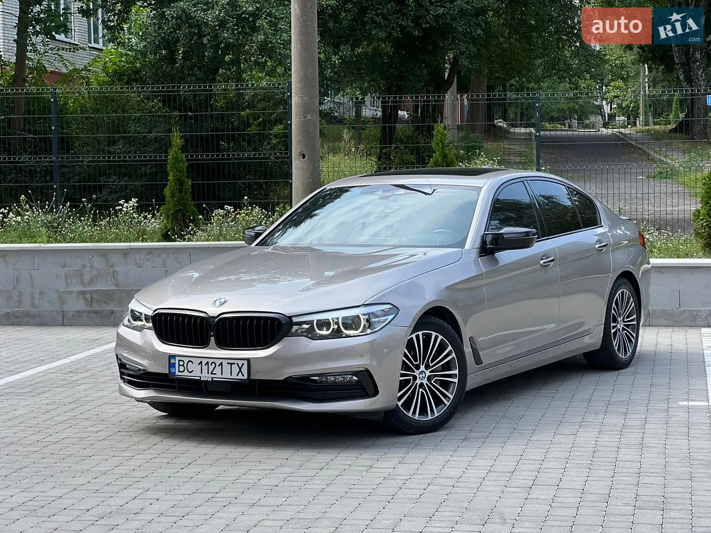 BMW 5 Series, 2017