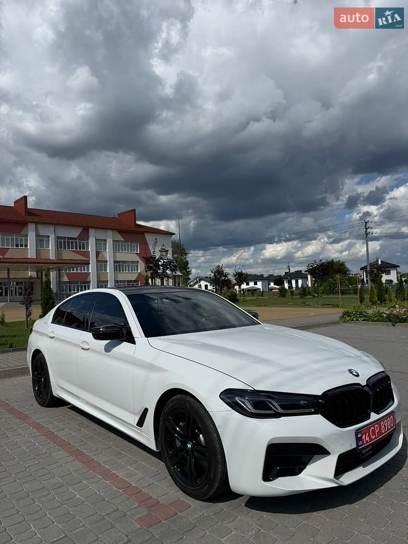BMW 5 Series, 2021