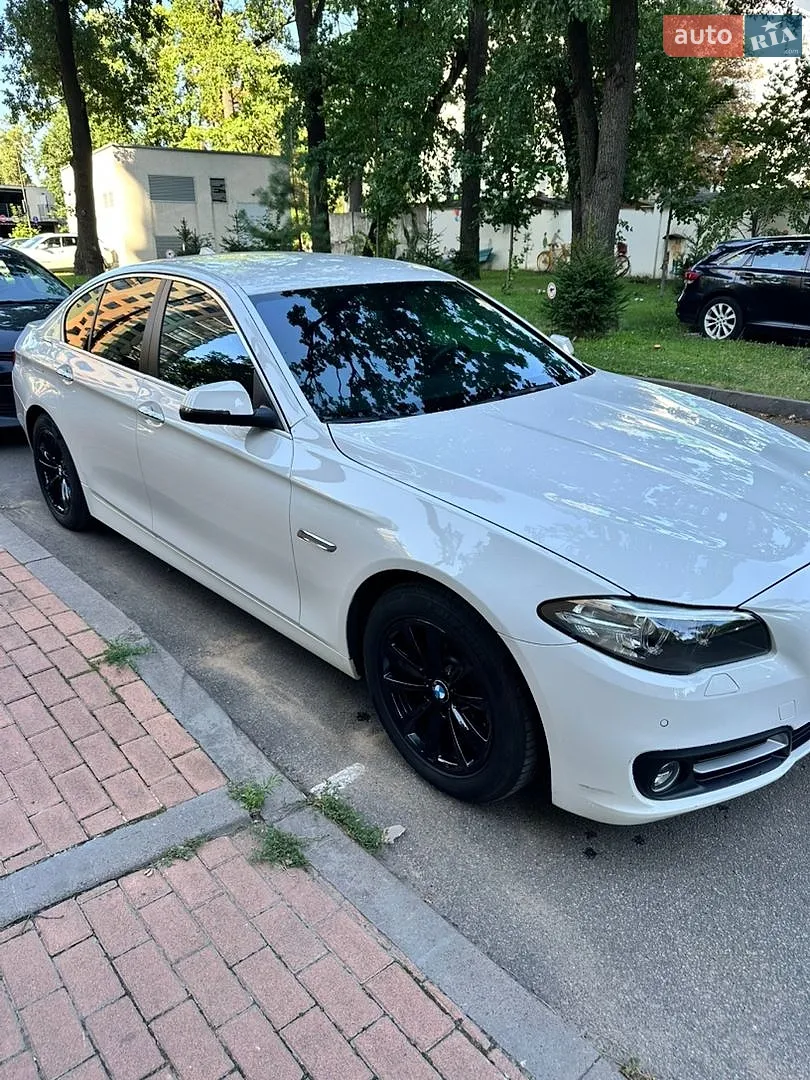 BMW 5 Series, 2016