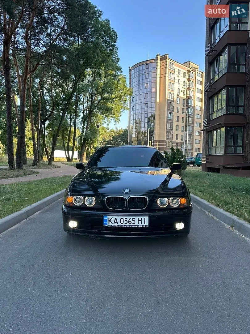 BMW 5 Series, 2002