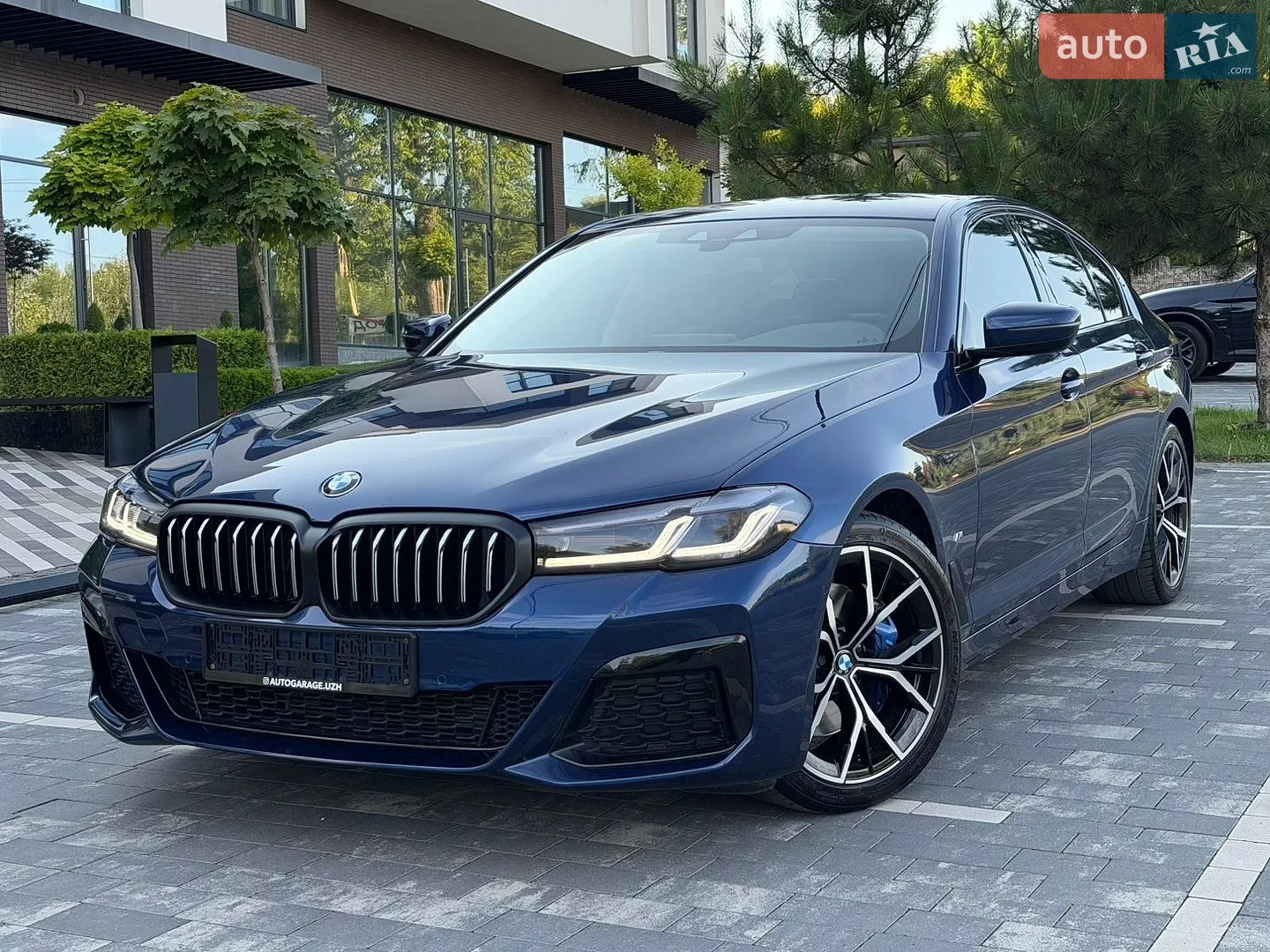 BMW 5 Series, 2019