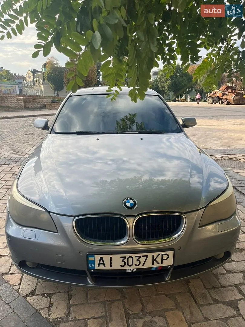 BMW 5 Series, 2004
