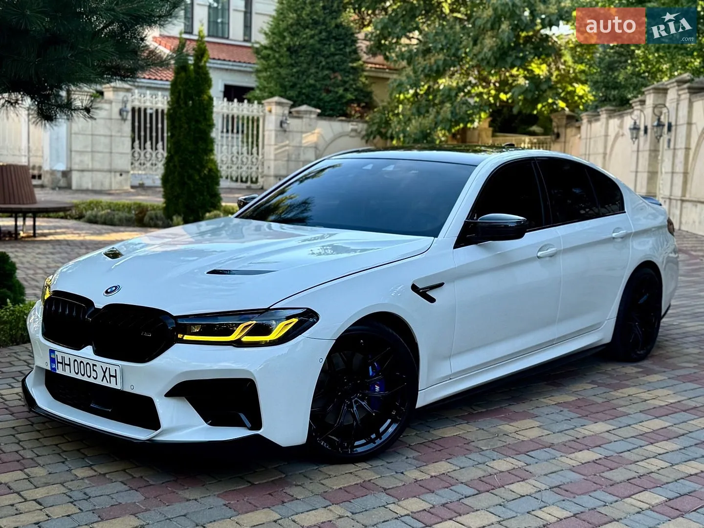 BMW 5 Series, 2019