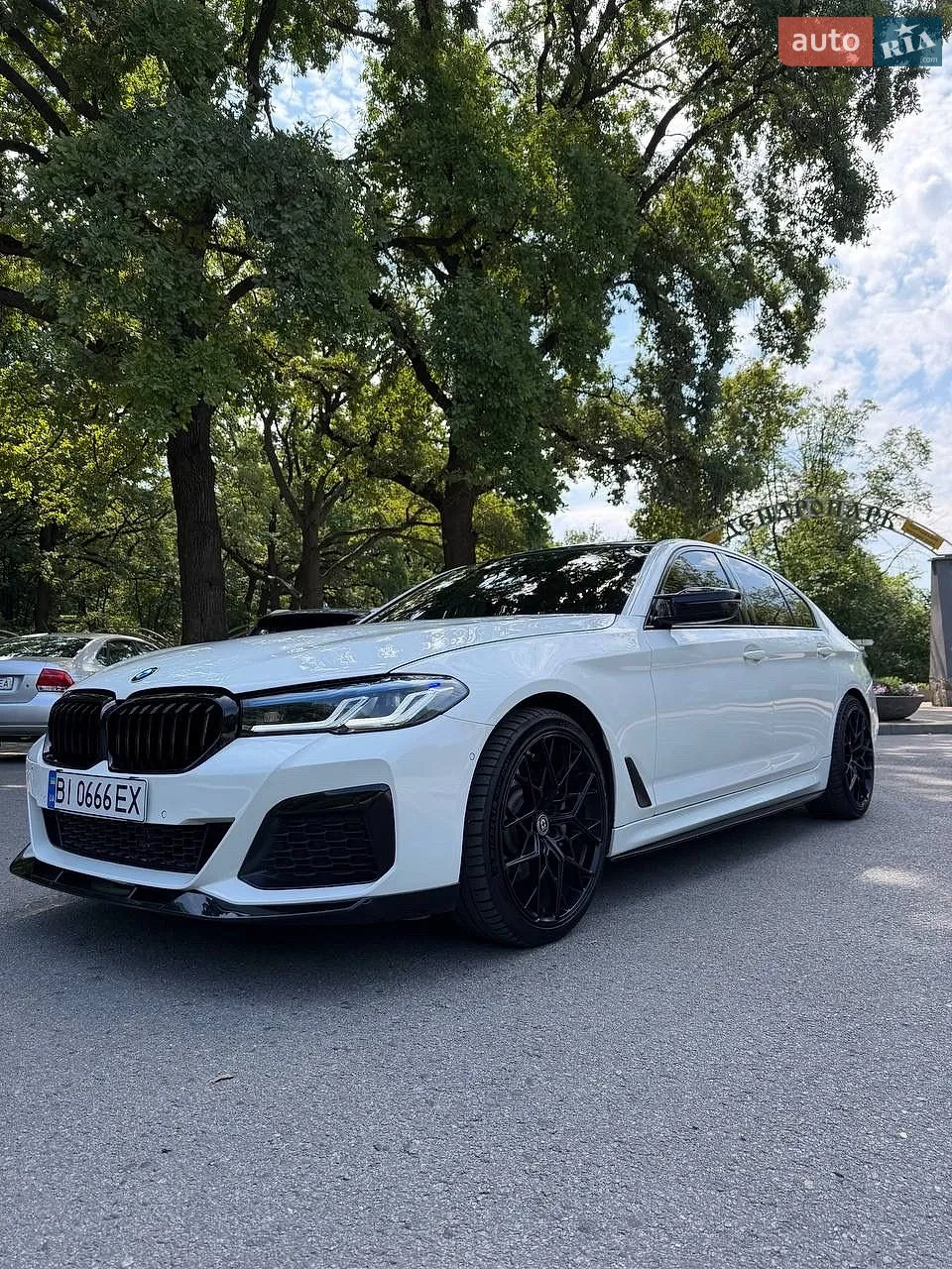 BMW 5 Series 2018 — 1