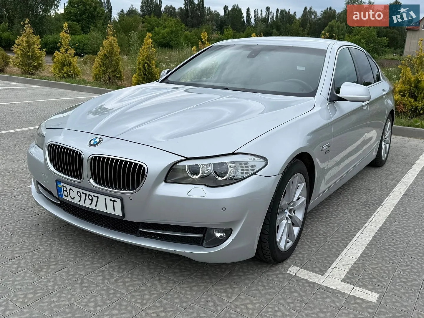 BMW 5 Series, 2011