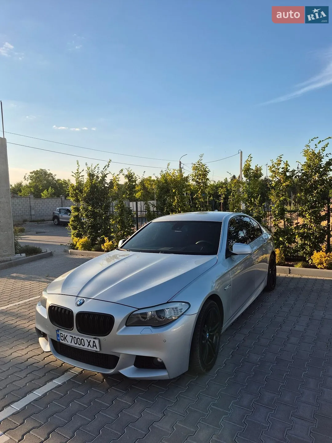 BMW 5 Series, 2011