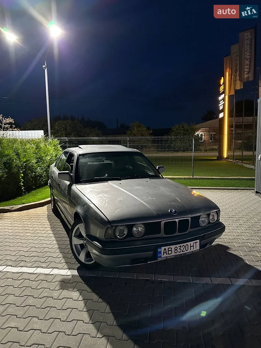 BMW 5 Series, 1989