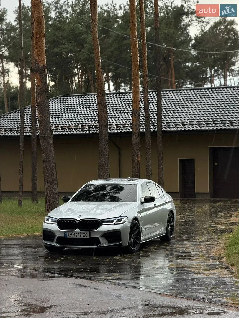 BMW 5 Series, 2019