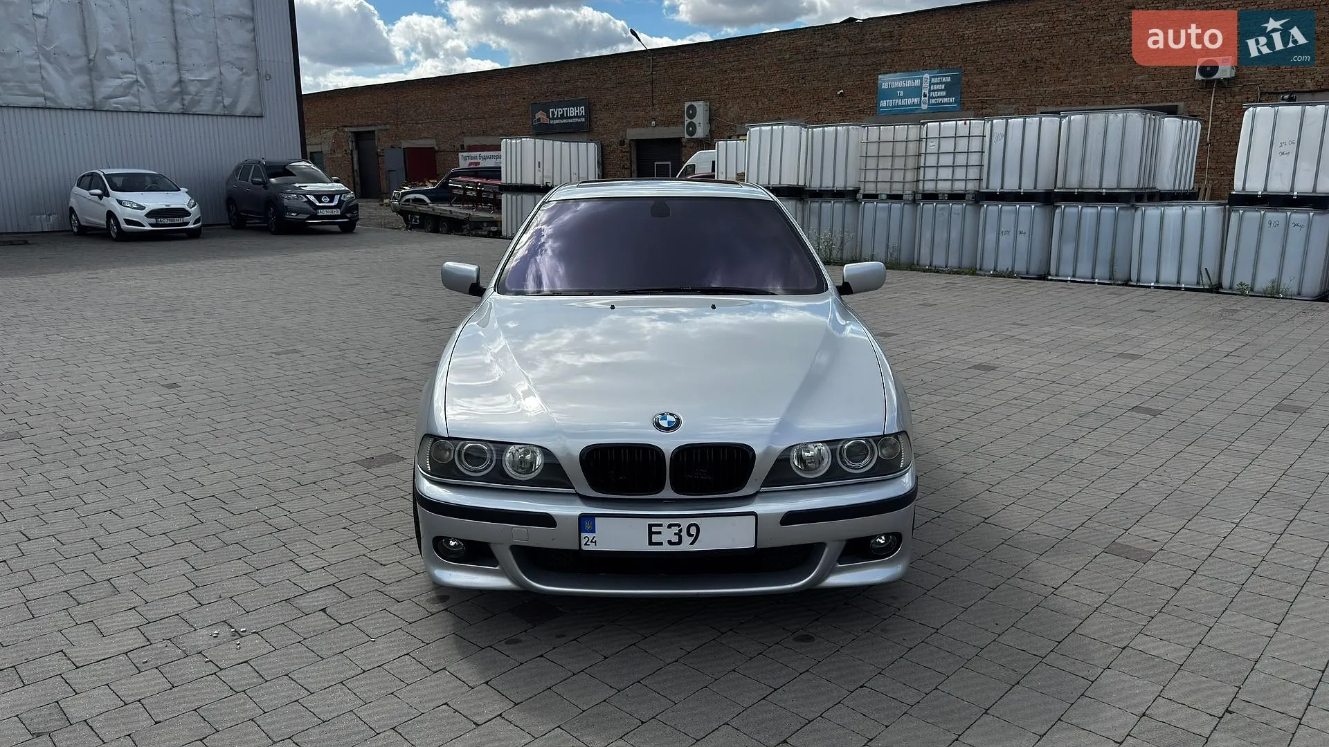 BMW 5 Series, 2001