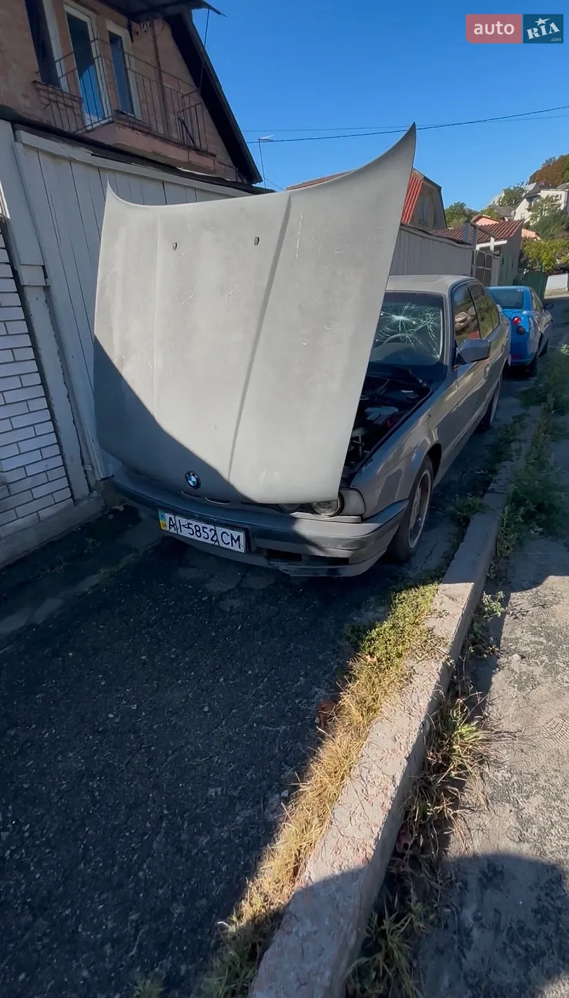 BMW 5 Series 1989 — 1