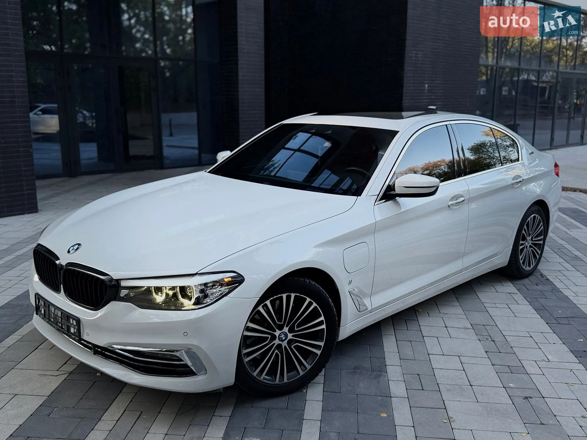 BMW 5 Series, 2018