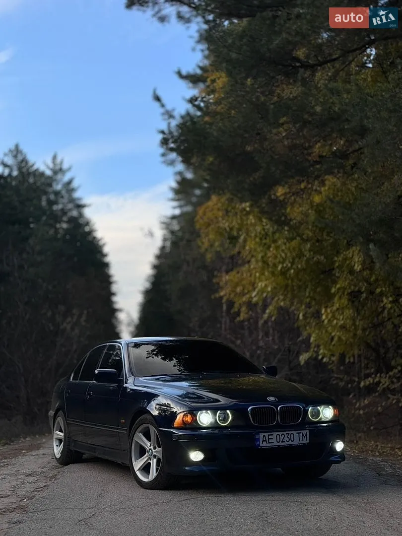 BMW 5 Series, 2001