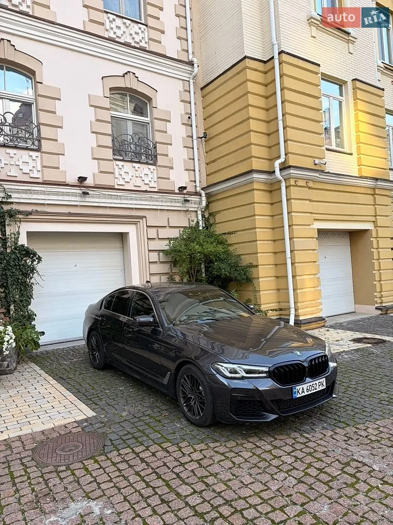 BMW 5 Series, 2020