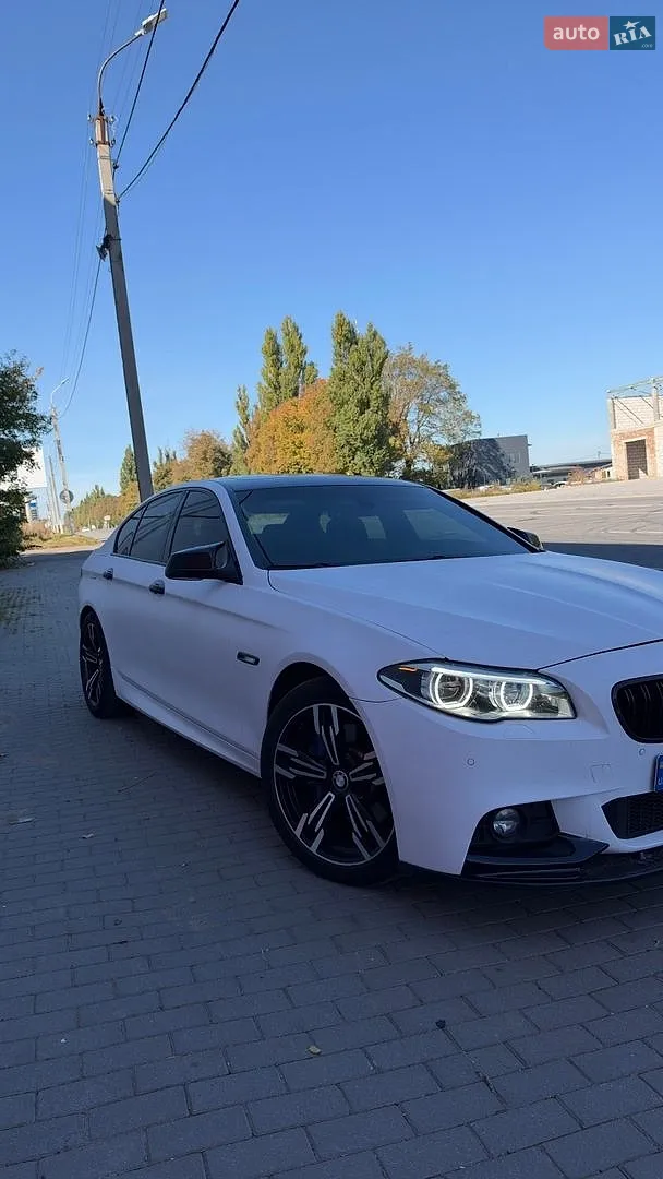BMW 5 Series, 2012