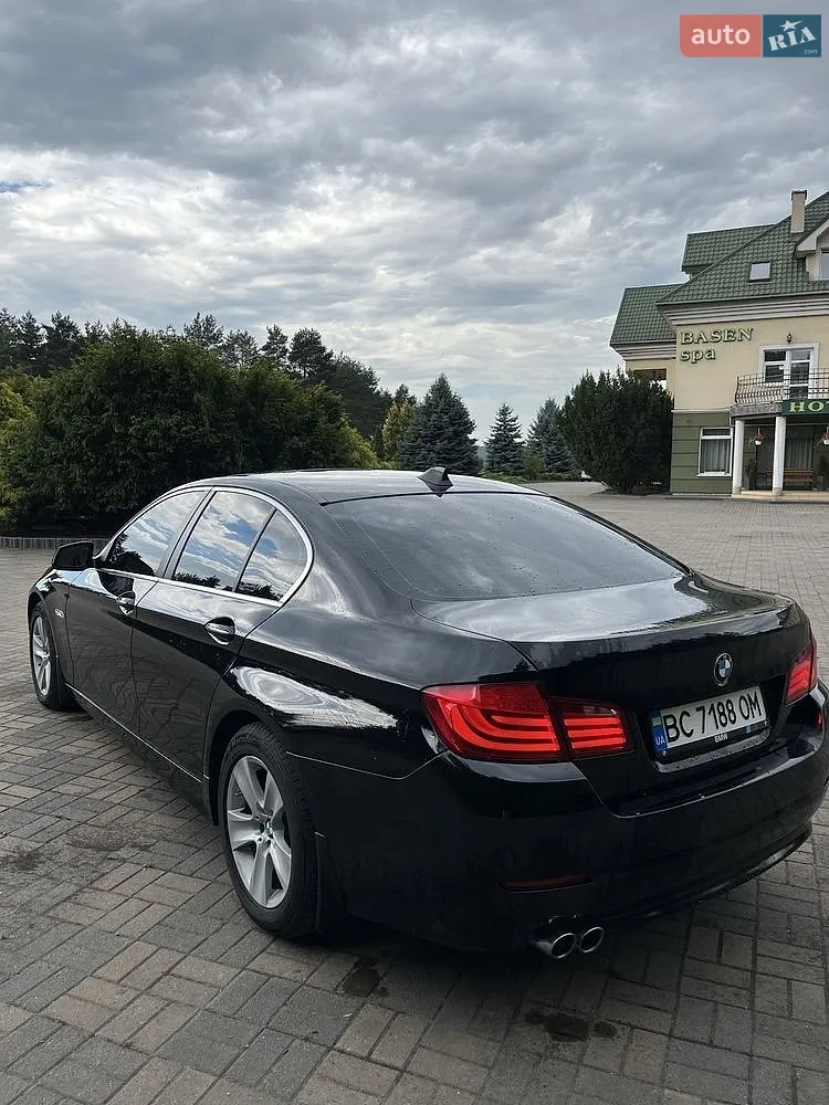 BMW 5 Series, 2010