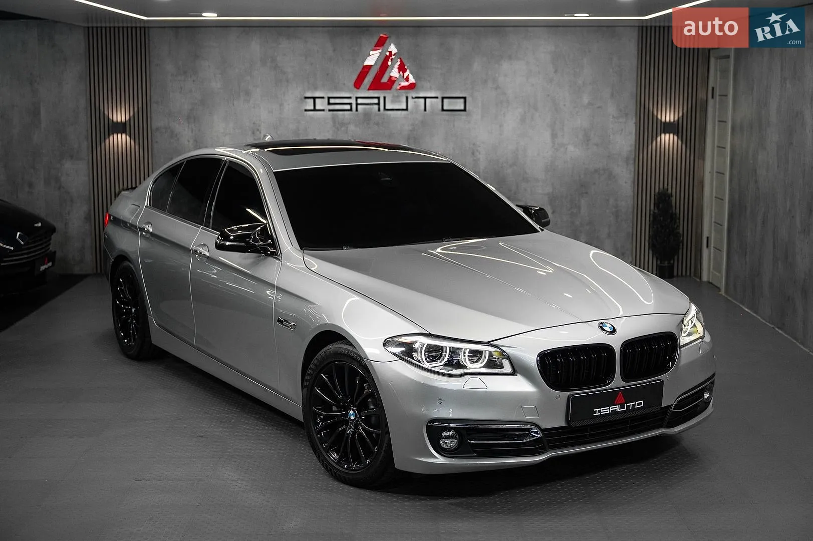 BMW 5 Series, 2015