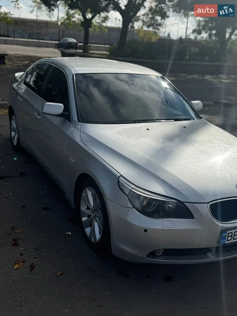 BMW 5 Series, 2005