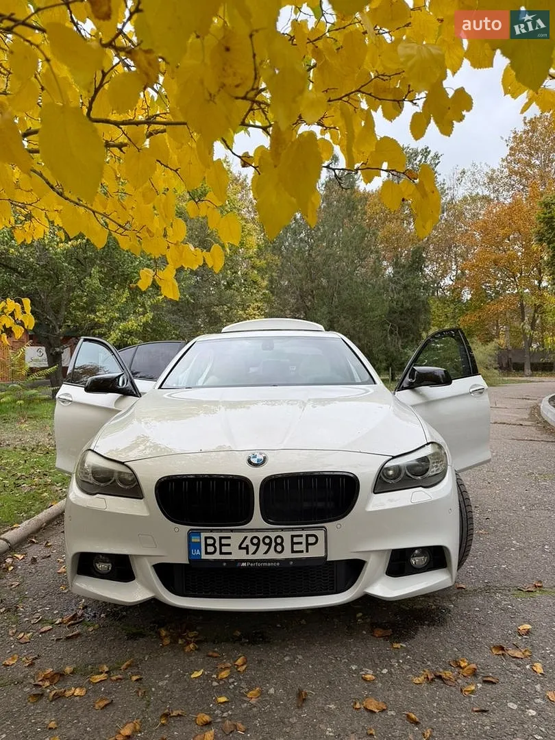BMW 5 Series, 2011