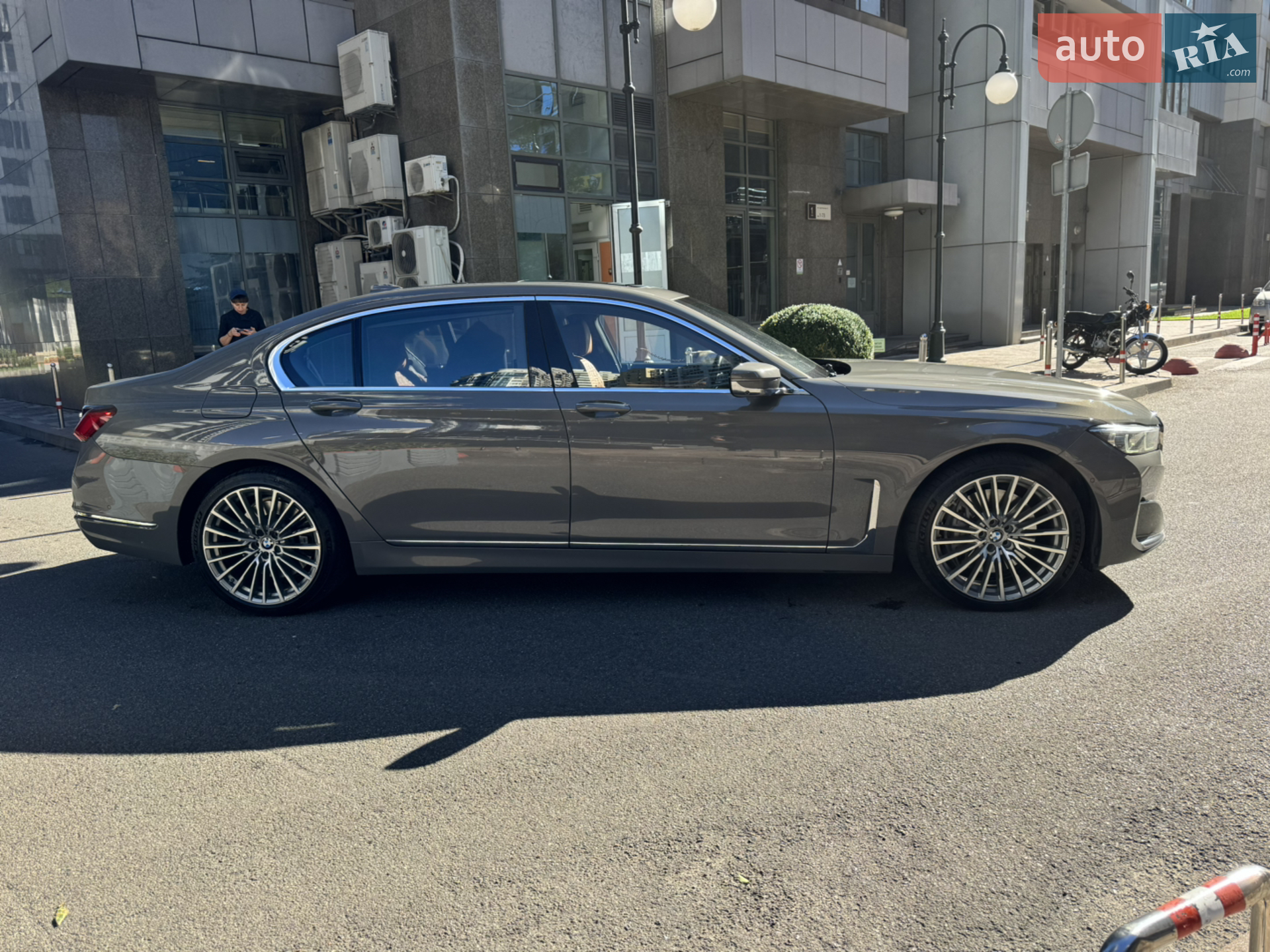 BMW 7 Series, 2019